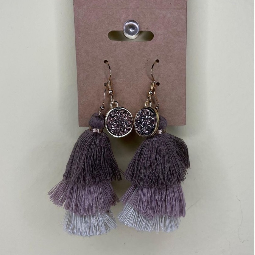 3/15 EARRINGS NWT ADD 3 TO BUNDLE